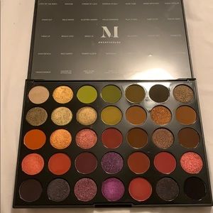 Morphe 35M Boss Mood eyeshadow palette